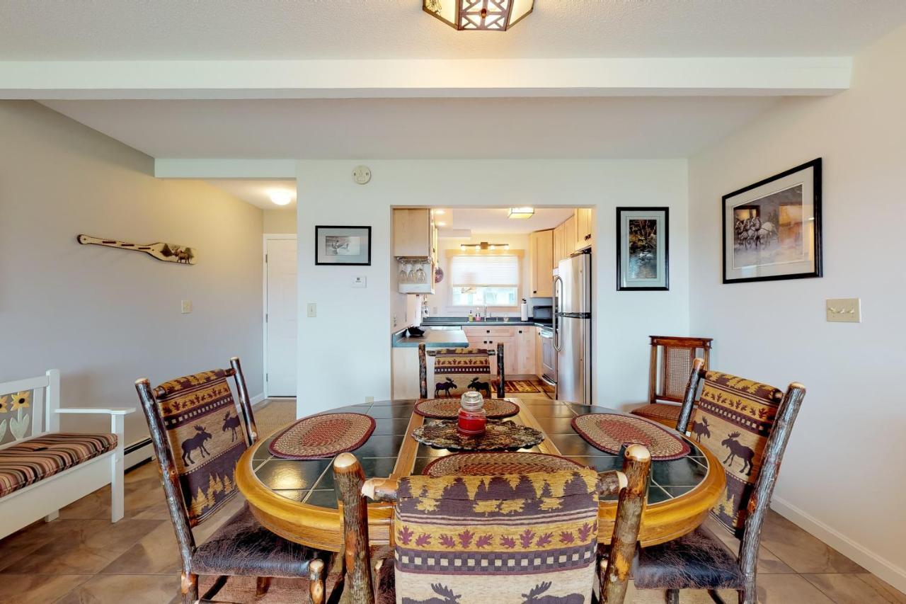 Squaw Village Condo Грінвіль Номер фото