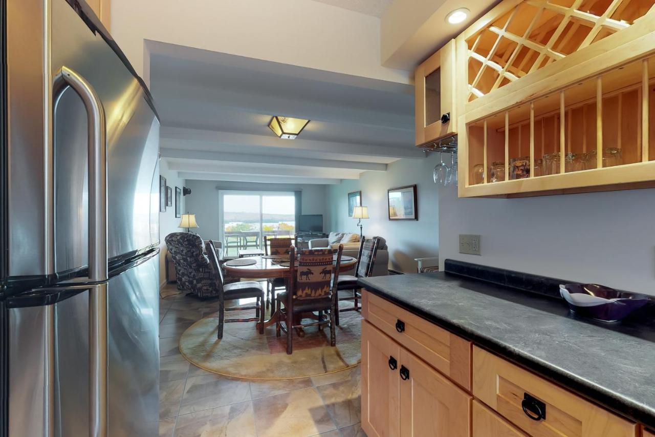 Squaw Village Condo Грінвіль Номер фото